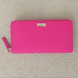 🎉SALE🎉 KATE SPADE NEDA LAUREL WAY (LACEY) WALLET